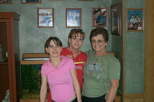 SHEILA, DAWN AND JEF.JPG