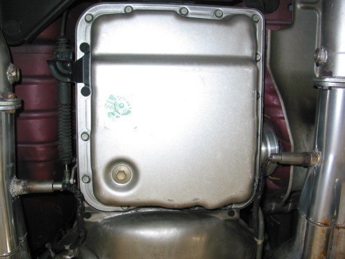 4L60E 4x4 deep truck pan.  You'll notice the drain plug.  This is NOT common on most automatic transmissions.  Believe it or not, but most automatic transmission pans do not have drain plugs!
