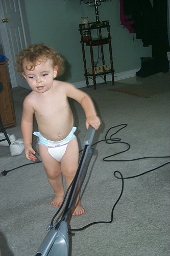 HELPING NANNA VACUUM