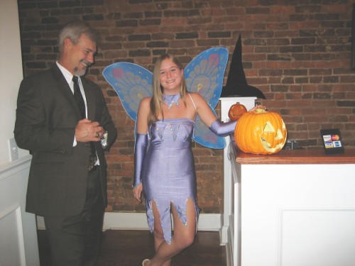 TIM, SHEILA'S BOSS AND KELLY THE RECEPTIONIST